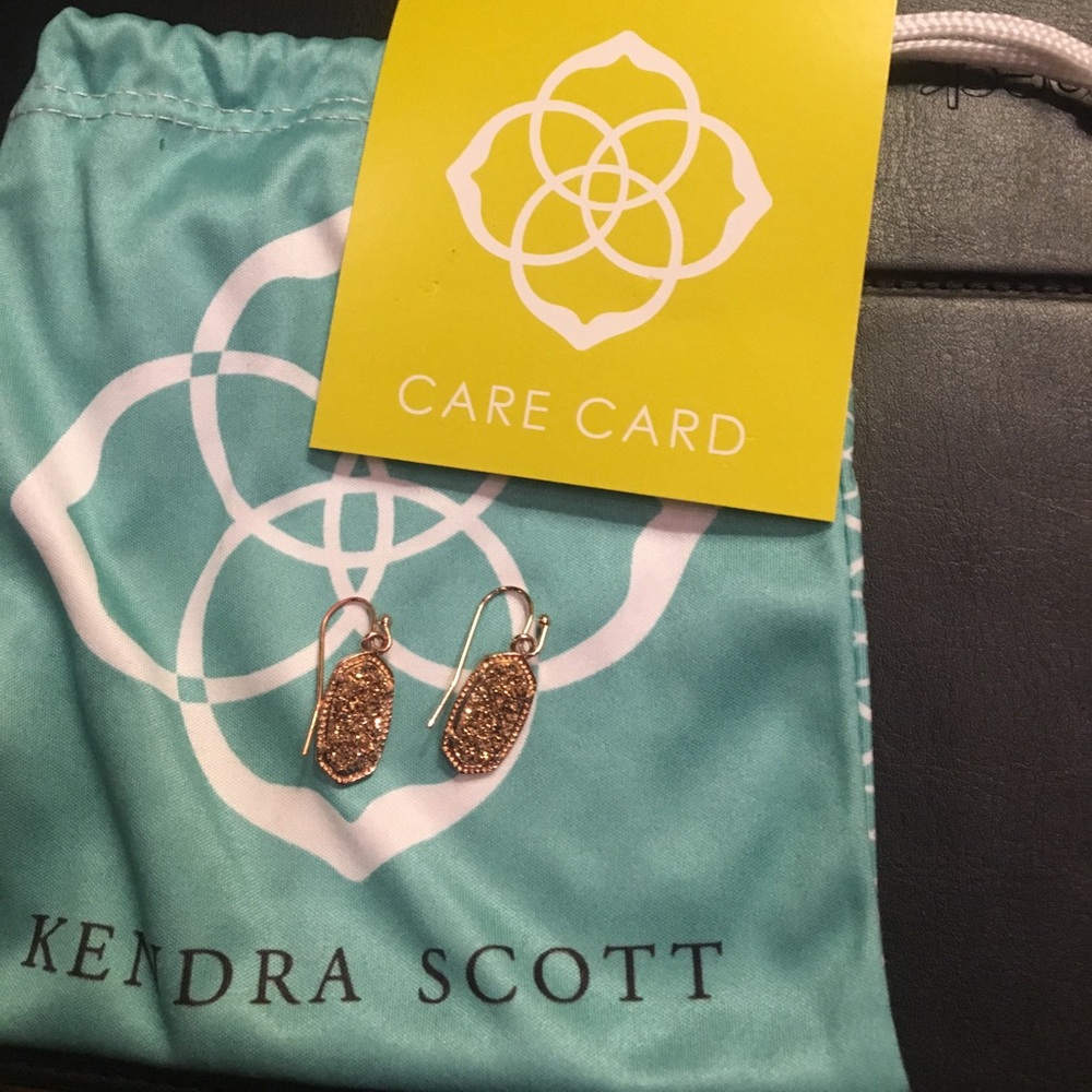 Rose Gold Kendra Scott earrings